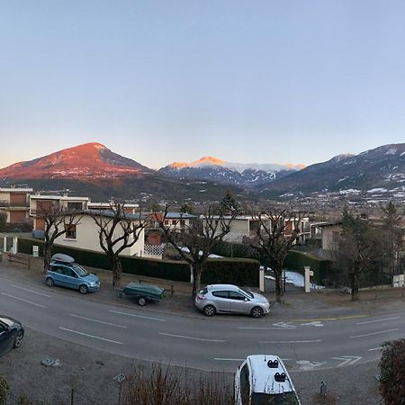 Appartement Agreable A Deux Pas Du Plan D'Eau Embrun Buitenkant foto